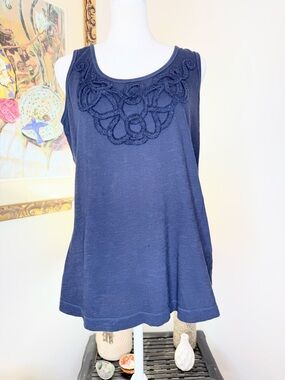 Bass Navy Sleeveless Top Medium Embroidered Neck Cotton Blend Casual